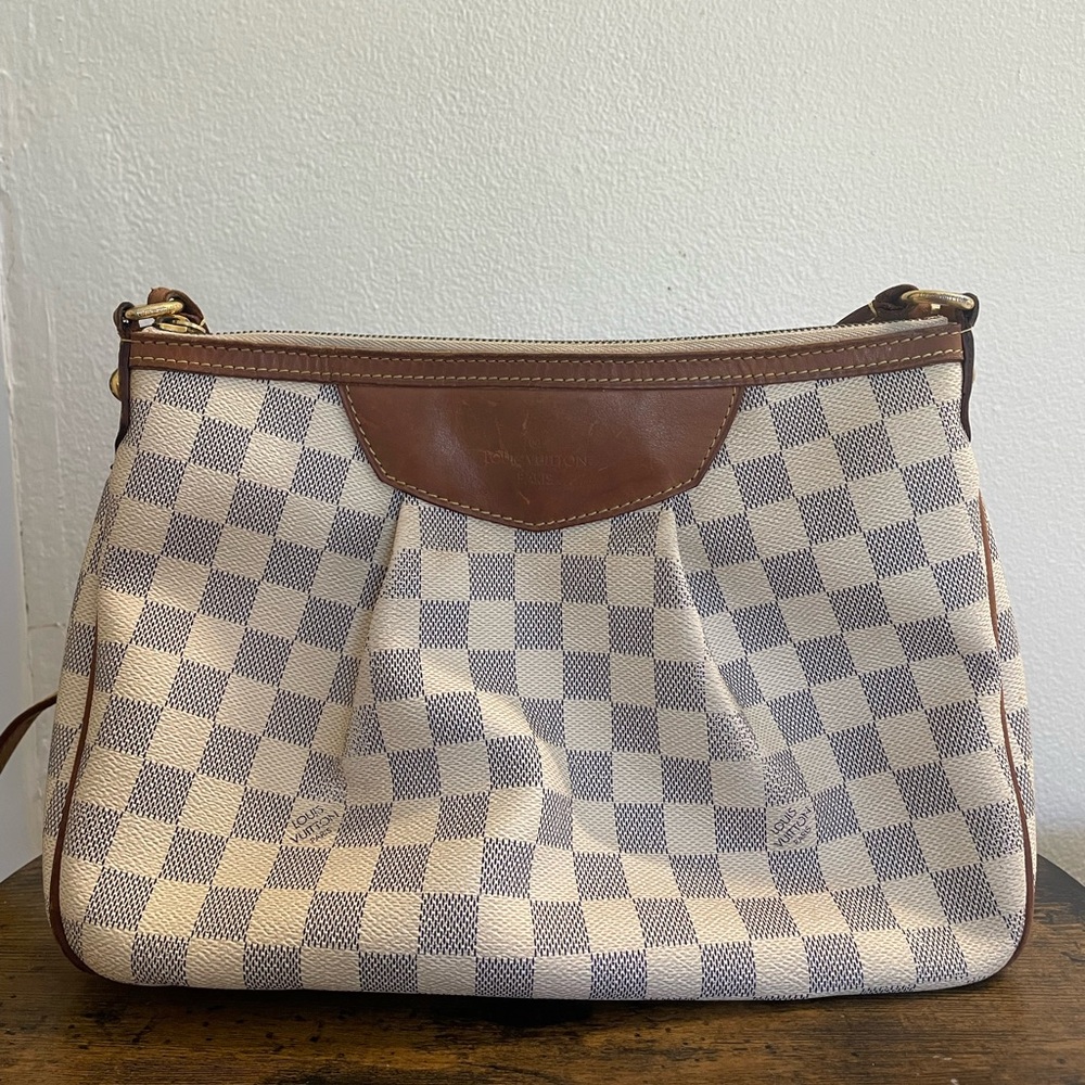 Louis Vuitton Siracusa PM Handbag